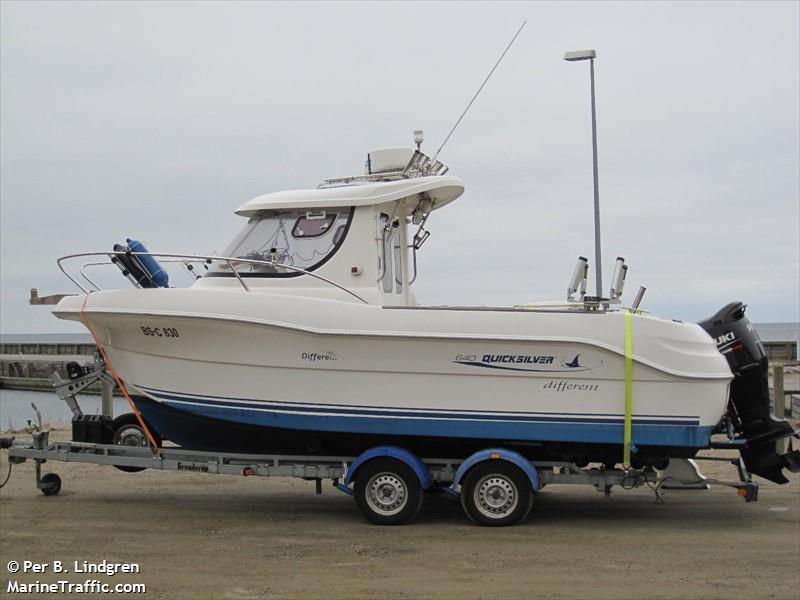 different (Pleasure craft) - IMO , MMSI 211441970, Call Sign DF2923 under the flag of Germany