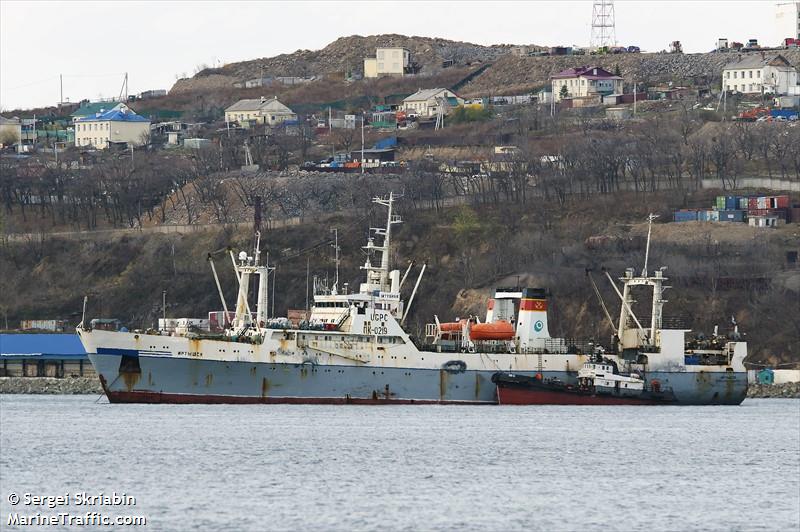 irtyshsk (Fish Factory Ship) - IMO 8331534, MMSI 273840910, Call Sign UGPC under the flag of Russia