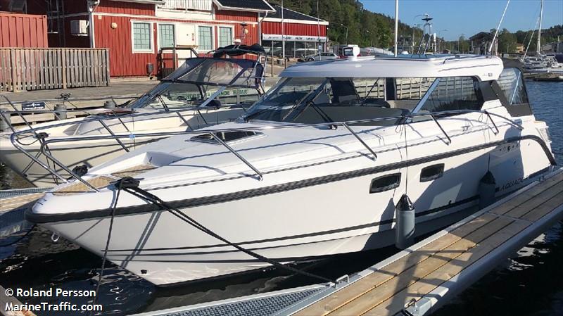 serenity (Pleasure craft) - IMO , MMSI 265024530, Call Sign SG2546 under the flag of Sweden