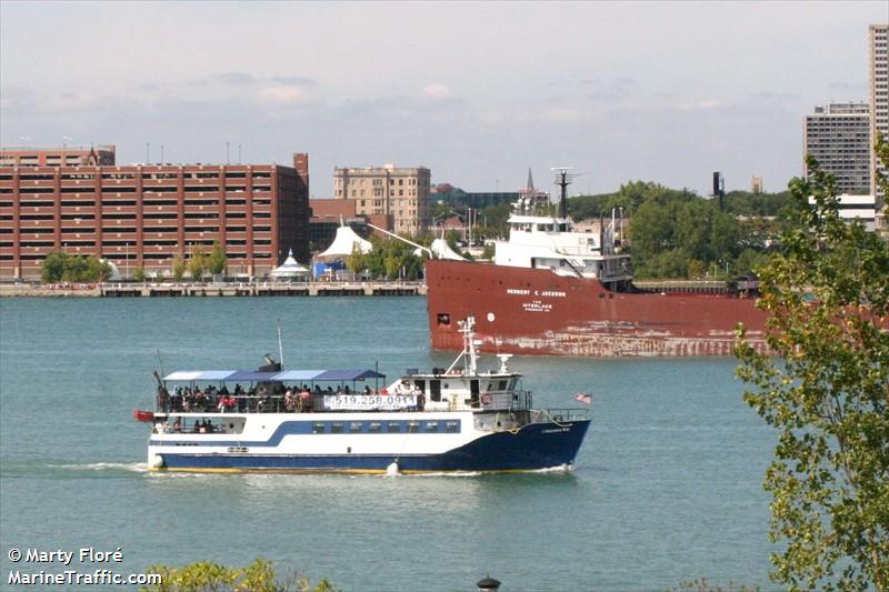 macassa bay (Passenger ship) - IMO , MMSI 316036147 under the flag of Canada