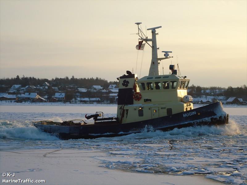 hugin (Tug) - IMO 8977065, MMSI 219001236, Call Sign OYOV under the flag of Denmark