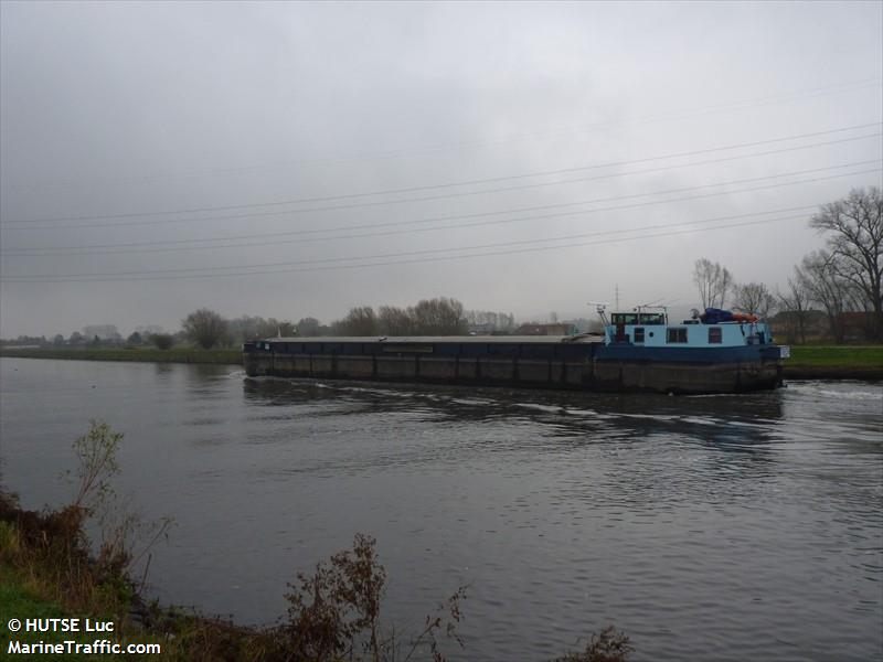 mac kinley (Cargo ship) - IMO , MMSI 227596580, Call Sign FM3568 under the flag of France