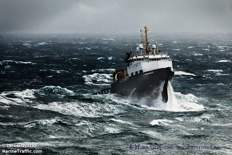 listerland (General Cargo Ship) - IMO 9088299, MMSI 231026000, Call Sign OZ2170 under the flag of Faeroe Islands