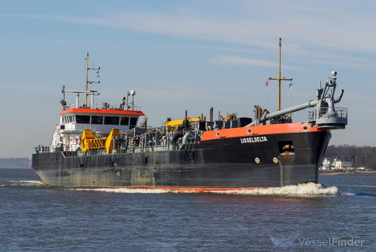 ijsseldelta (Hopper Dredger) - IMO 7737690, MMSI 245709000, Call Sign PIUN under the flag of Netherlands