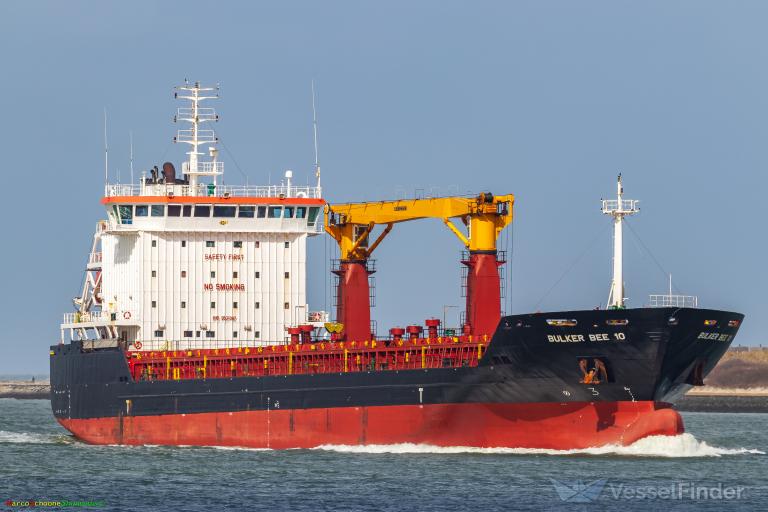 bulker bee 10 (General Cargo Ship) - IMO 9507087, MMSI 246789000, Call Sign PCKH under the flag of Netherlands