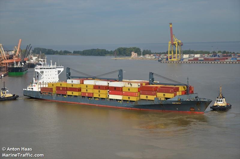 victoria (Container Ship) - IMO 9290165, MMSI 255805551, Call Sign CQIB under the flag of Madeira