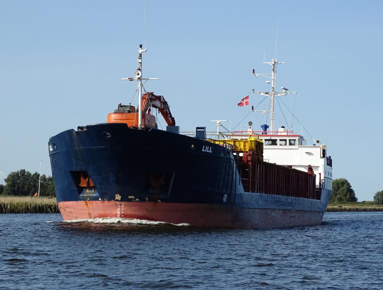 lill (General Cargo Ship) - IMO 8209743, MMSI 257975000, Call Sign LAVF7 under the flag of Norway