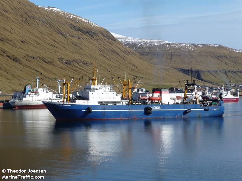 vasiliy lozovskiy (Fish Factory Ship) - IMO 8607323, MMSI 273527800, Call Sign UCUD under the flag of Russia