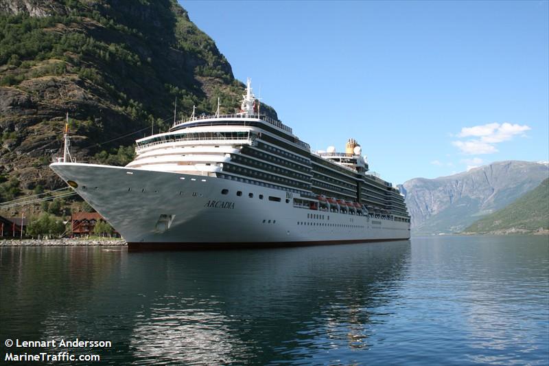 arcadia (Passenger (Cruise) Ship) - IMO 9226906, MMSI 310459000, Call Sign ZCDN2 under the flag of Bermuda