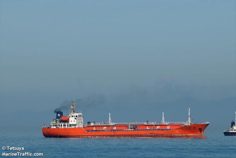 hong sui (LPG Tanker) - IMO 9532018, MMSI 413303250, Call Sign BFAB5 under the flag of China