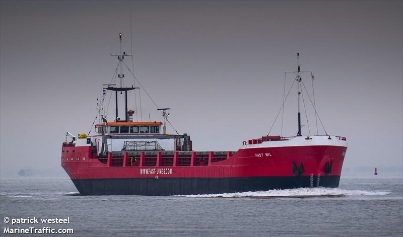 fast wil (General Cargo Ship) - IMO 8404458, MMSI 576964000, Call Sign YJUL2 under the flag of Vanuatu