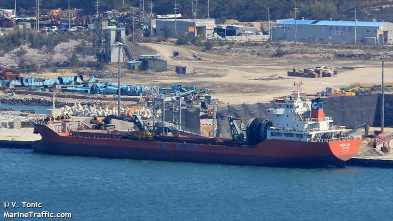 hmm chittagong (Container Ship) - IMO 9701293, MMSI 440061000, Call Sign D7AN under the flag of Korea