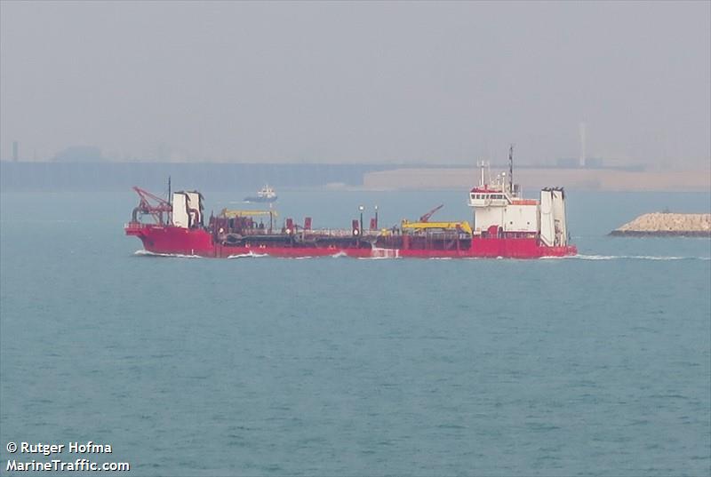 al qadsiyah (Hopper Dredger) - IMO 7511967, MMSI 408857000, Call Sign A9D3206 under the flag of Bahrain