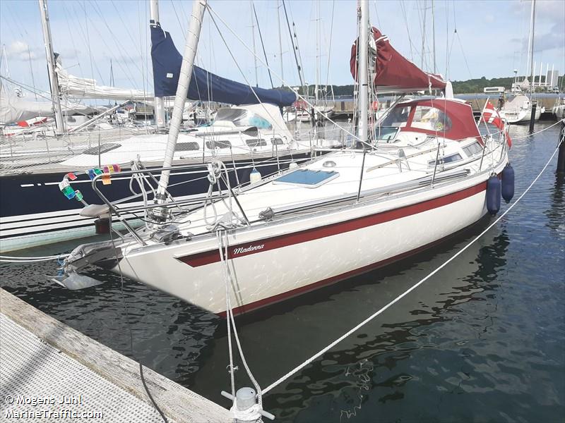 madonna (Pleasure craft) - IMO , MMSI 219006498, Call Sign XPB5323 under the flag of Denmark