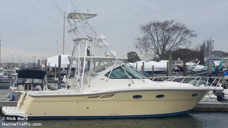 wahoo v (Towing vessel (tow>200)) - IMO , MMSI 338230492 under the flag of USA