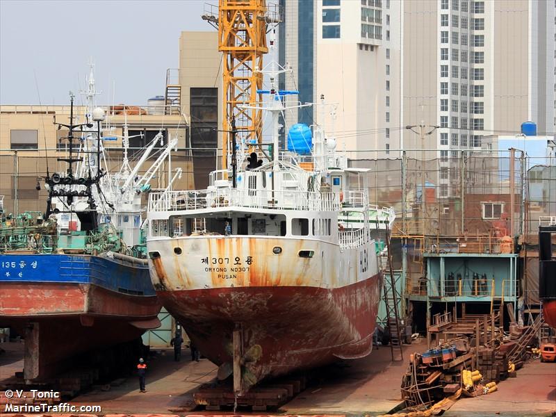 no.303 hae cheon (Fishing Vessel) - IMO 8703892, MMSI 440846000, Call Sign HLBX under the flag of Korea