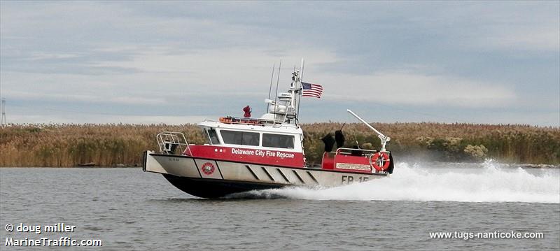 fireboat 15 (-) - IMO , MMSI 338182121, Call Sign FB15 under the flag of USA