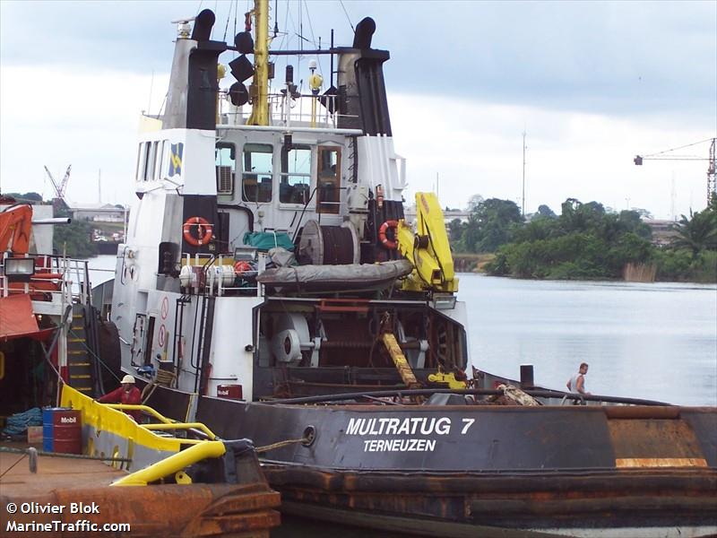 shinkei (Tug) - IMO 7610012, MMSI 511100713, Call Sign T8A3903 under the flag of Palau