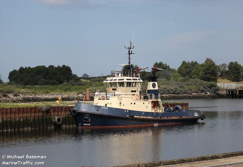 susan (Tug) - IMO 8224511, MMSI 325126300, Call Sign J7CB6 under the flag of Dominica