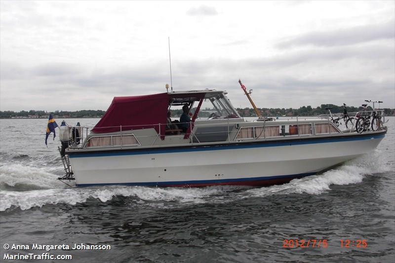 madame riel (Pleasure craft) - IMO , MMSI 265687610, Call Sign SB6764 under the flag of Sweden
