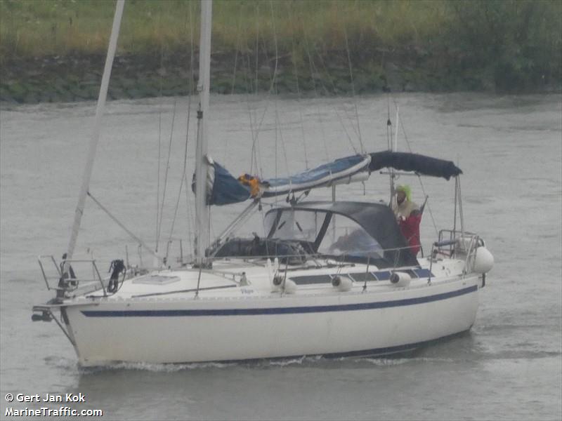 vaga (Pleasure craft) - IMO , MMSI 265704100, Call Sign SE4684 under the flag of Sweden