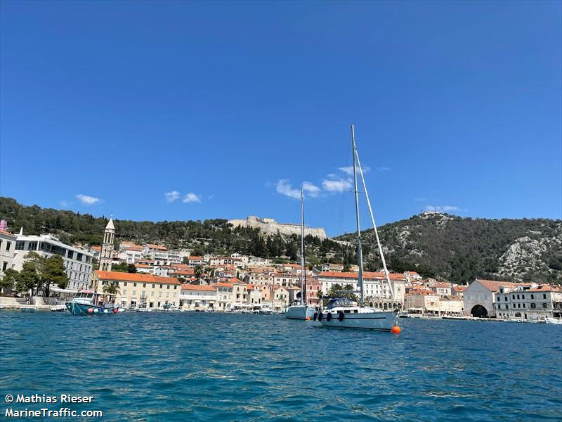 amada (Sailing Vessel) - IMO , MMSI 269706000, Call Sign HBY4200 under the flag of Switzerland