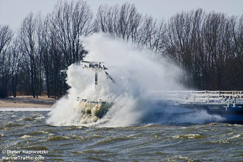 zambezi (Tanker) - IMO , MMSI 205500990, Call Sign OT5009 under the flag of Belgium