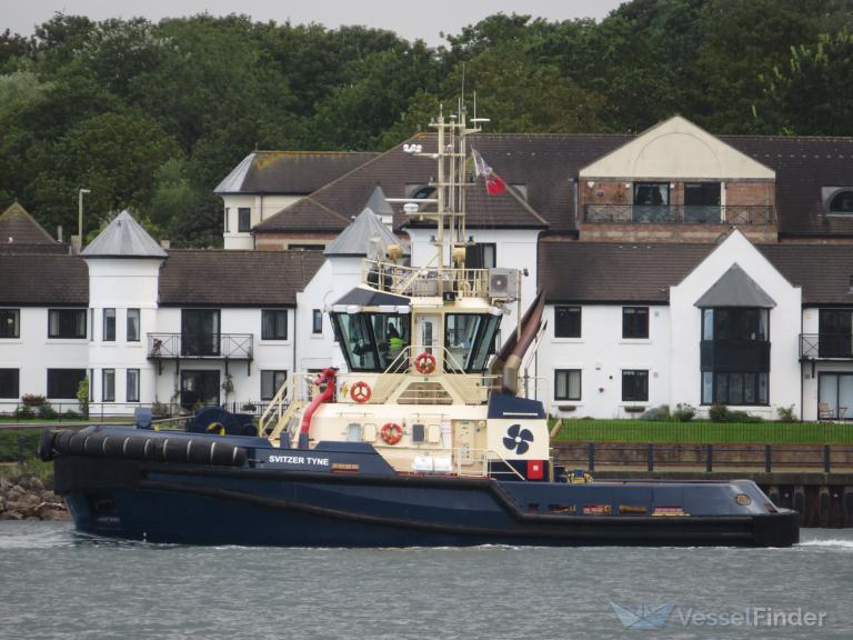 svitzer tyne (Tug) - IMO 9714111, MMSI 235108271, Call Sign 2IBF3 under the flag of United Kingdom (UK)