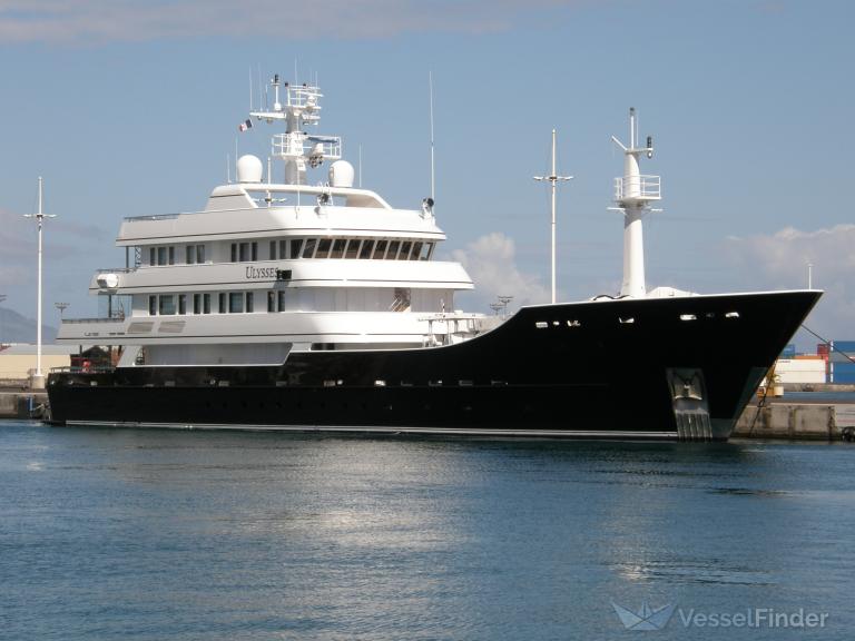 grand rusalina (Yacht) - IMO 1007354, MMSI 319092000, Call Sign ZCOW4 under the flag of Cayman Islands