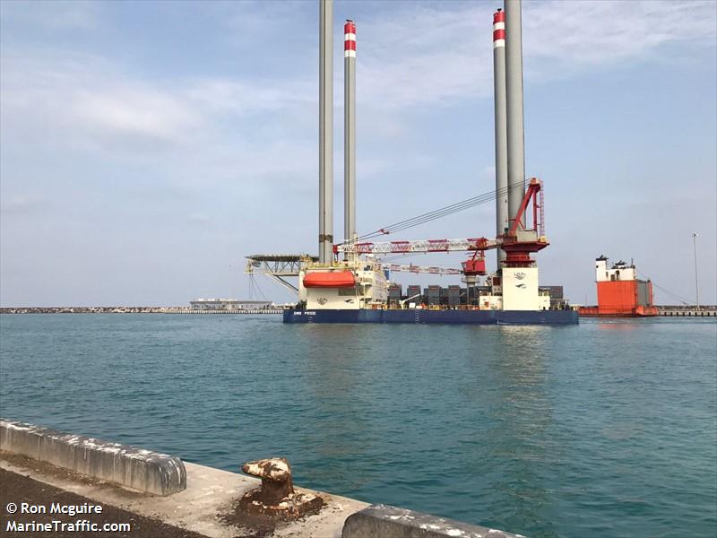 qms pride (Offshore Support Vessel) - IMO 9770220, MMSI 375125000, Call Sign J8B5459 under the flag of St Vincent & Grenadines