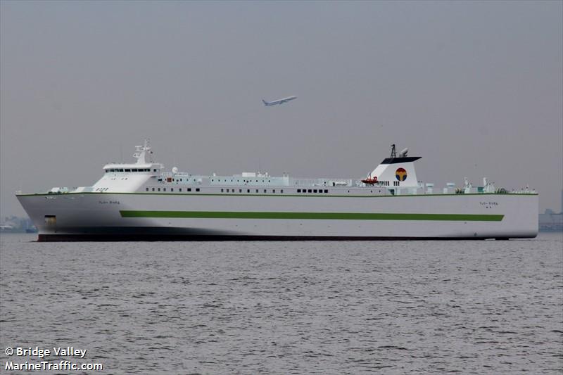 ferry ritsurin (Passenger/Ro-Ro Cargo Ship) - IMO 9815068, MMSI 431008355, Call Sign JD4041 under the flag of Japan