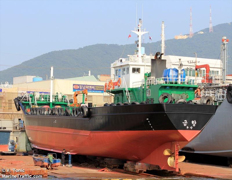 keumhyang (Tanker) - IMO , MMSI 440155380, Call Sign 130024 under the flag of Korea