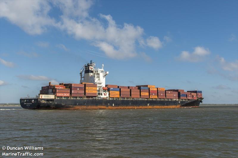 seaspan felixstowe (Container Ship) - IMO 9227039, MMSI 477020100, Call Sign VRBH8 under the flag of Hong Kong