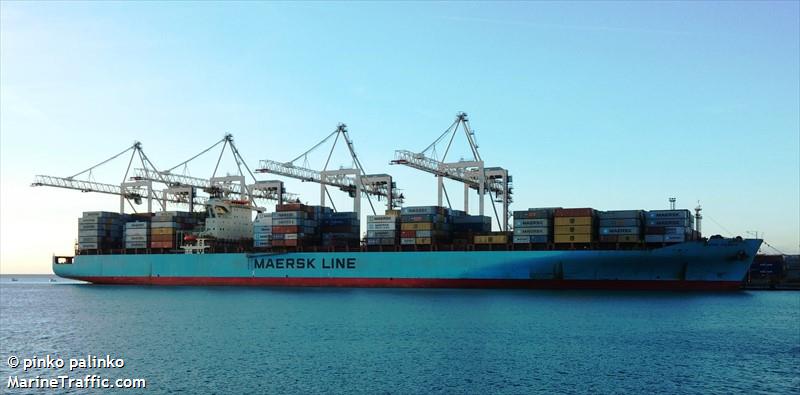 maersk kolkata (Container Ship) - IMO 9244922, MMSI 477684200, Call Sign VROW3 under the flag of Hong Kong