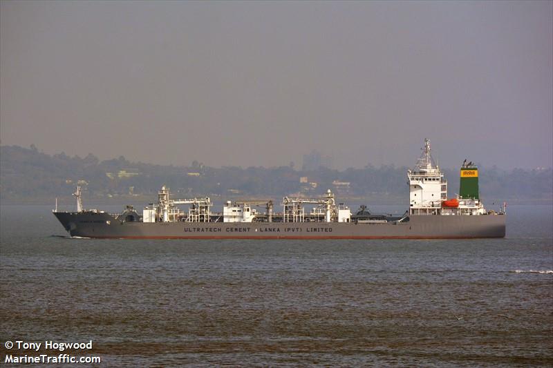 danaya naree (Cement Carrier) - IMO 9711236, MMSI 565365000, Call Sign 9V2627 under the flag of Singapore