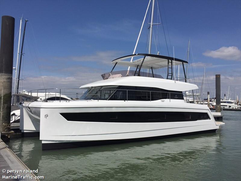suzand (Pleasure craft) - IMO , MMSI 227819050, Call Sign FAE8517 under the flag of France