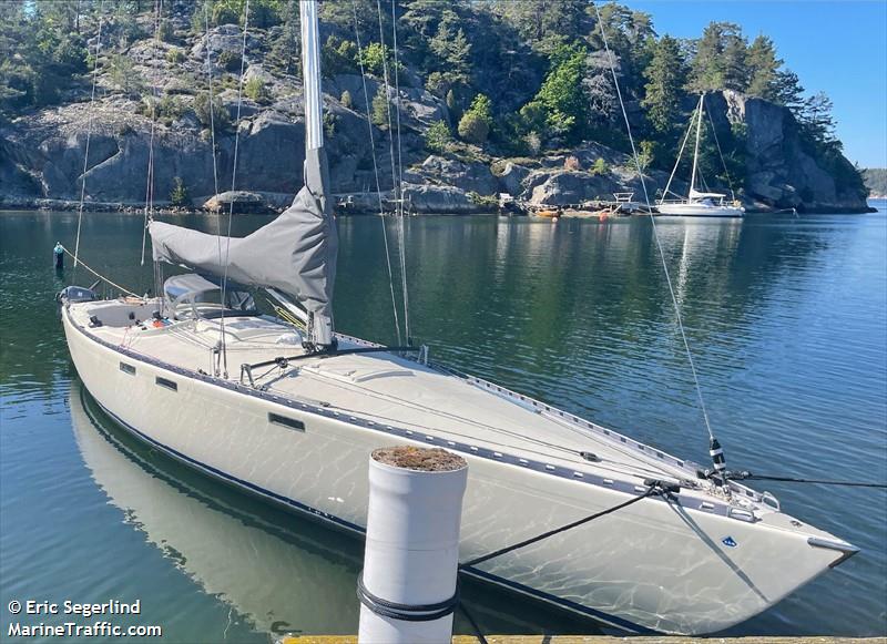 lova (Pleasure craft) - IMO , MMSI 265037420, Call Sign SG3905 under the flag of Sweden