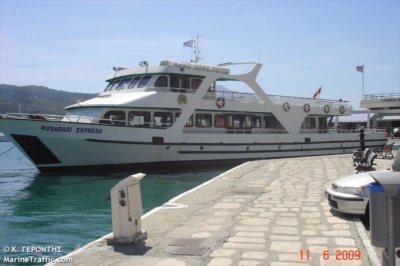 mv kusadasi ekspres (Passenger Ship) - IMO 8982709, MMSI 271015032, Call Sign TC8291 under the flag of Turkey