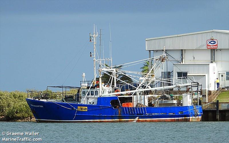 cape inscription (-) - IMO , MMSI 503048120, Call Sign VNZ2086 under the flag of Australia