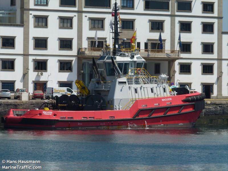 macleod (Tug) - IMO 9635872, MMSI 503724000, Call Sign VJN3830 under the flag of Australia