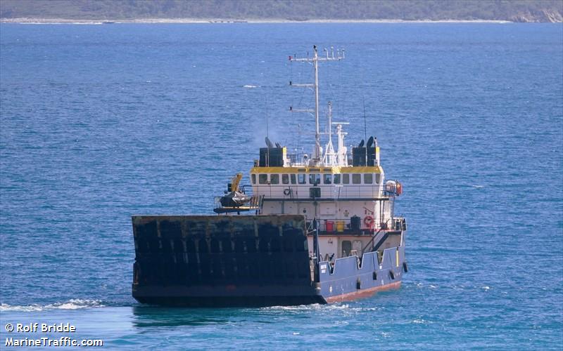 midnight reign (Offshore Tug/Supply Ship) - IMO 9273521, MMSI 577580000, Call Sign YJXL3 under the flag of Vanuatu
