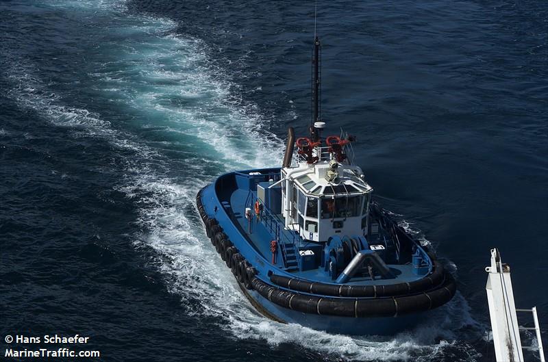 takahiwai (HSC) - IMO , MMSI 512003456, Call Sign ZMR6821 under the flag of New Zealand
