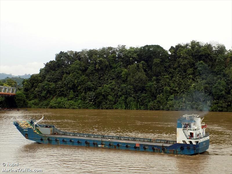 lct. serasi ix (Landing Craft) - IMO 9574781, MMSI 525009061, Call Sign PNBR under the flag of Indonesia