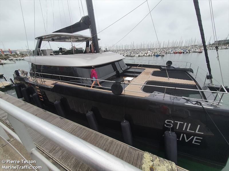 still alive (Sailing vessel) - IMO , MMSI 261002546, Call Sign SPG5340 under the flag of Poland