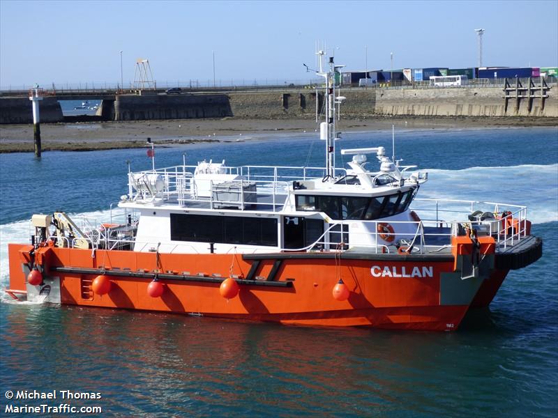 callan (Diving ops) - IMO , MMSI 235092677, Call Sign 2FNH7 under the flag of United Kingdom (UK)