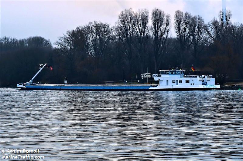 pretoria (Cargo ship) - IMO , MMSI 211540670, Call Sign DC3309 under the flag of Germany