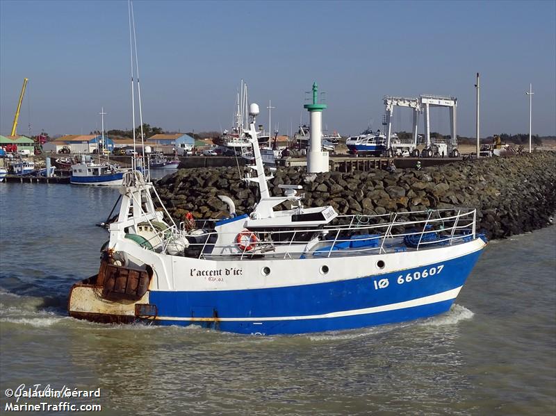 fv laccent dici (Fishing vessel) - IMO , MMSI 227480000, Call Sign FVHG under the flag of France