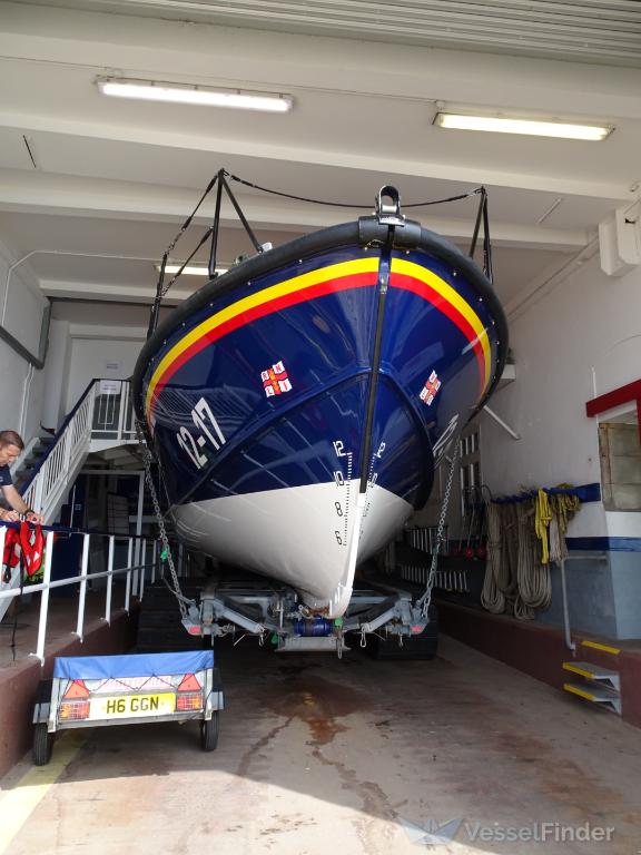 rnli lifeboat 12-17 (SAR) - IMO , MMSI 232002250, Call Sign MKSH2 under the flag of United Kingdom (UK)
