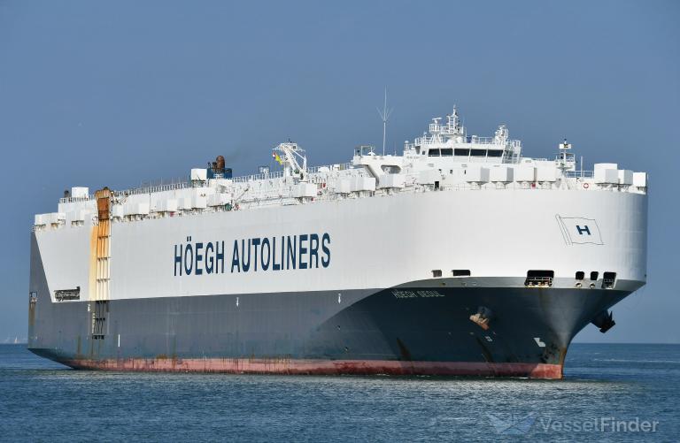 hoegh seoul (Vehicles Carrier) - IMO 9285495, MMSI 257496000, Call Sign LADO6 under the flag of Norway