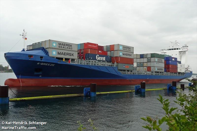 k-breeze (Container Ship) - IMO 9389423, MMSI 305291000, Call Sign V2DP4 under the flag of Antigua & Barbuda